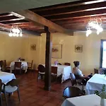 Don Silvio Szálloda Colombres